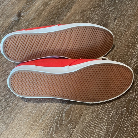 Women’s Coral Vans. Like New! - Picture 5 of 7